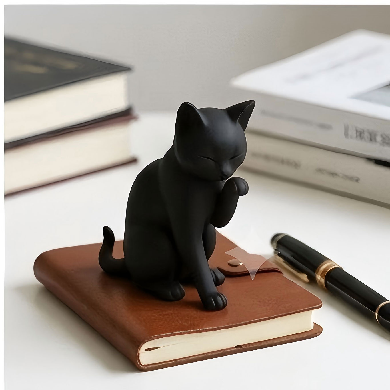 Desk Setup Workspace - Figura Decorativa 3D Minimalista de Gato