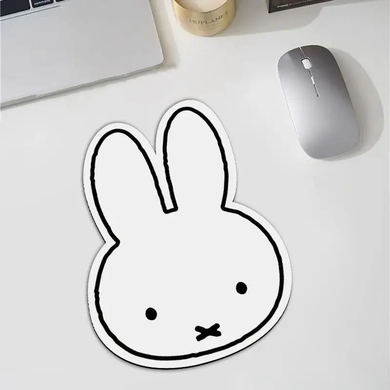 Desk Setup Desk - Alfombrilla de Ratón Kawaii con Forma