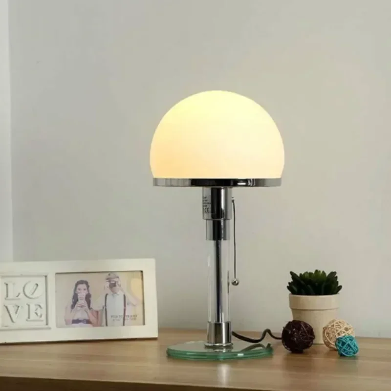 Lámpara de Mesa Blanca de Dise - Desk Setup White reseña y precio